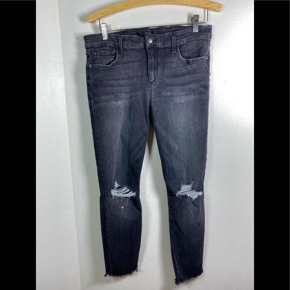 Joe’s Black Distress Jeans Sz. Sz. 32